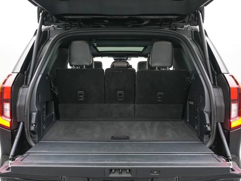 Certified 2025 Ford Expedition Tremor AWD/4WD image 33