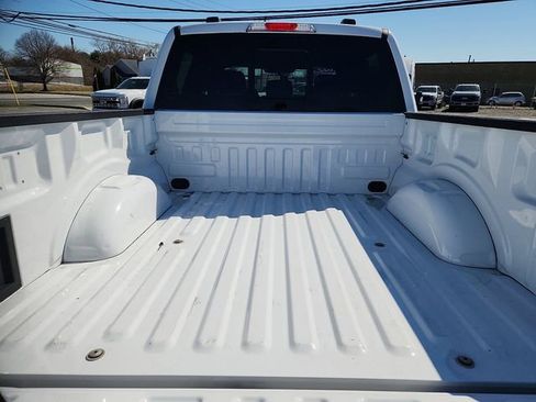 Certified 2022 Ford F150 XLT w/ Equipment Group 302A High image 17