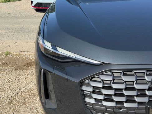 New 2026 Audi Q5 Premium image 5