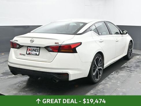 Used 2024 Nissan Altima 2.5 SR image 10