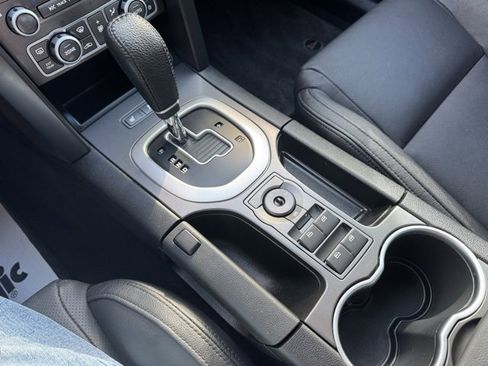 Used 2009 Pontiac G8 GT w/ Premium Package image 21