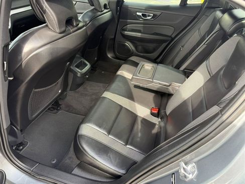 Used 2019 Volvo S60 T5 R-Design FWD image 21
