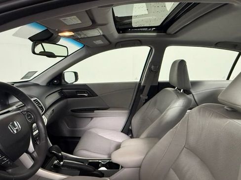 Used 2015 Honda Accord EX-L image 34