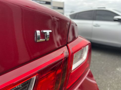 Used 2018 Chevrolet Malibu LT image 5