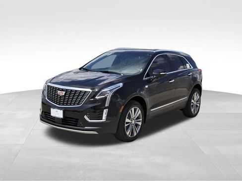 New 2026 Cadillac XT5 Premium Luxury w/ Driver Assist Package FWD image 2