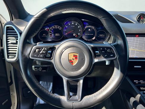 Used 2020 Porsche Cayenne image 44
