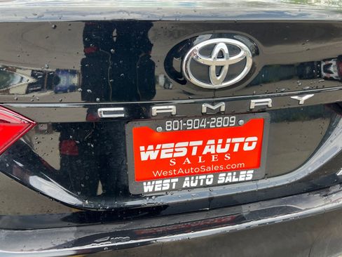 Used 2021 Toyota Camry LE FWD image 25