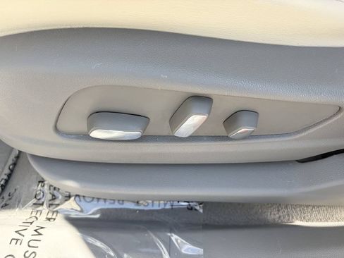 Certified 2023 Cadillac XT6 Premium Luxury w/ Technology Package FWD image 21
