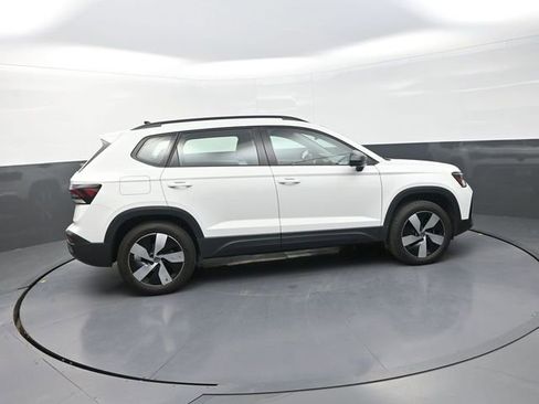 Used 2025 Volkswagen Taos S AWD/4WD image 10