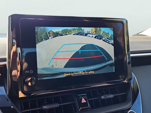 Used 2024 Toyota Corolla SE image 15