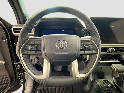 Certified 2025 Toyota Tacoma Limited AWD/4WD image 9