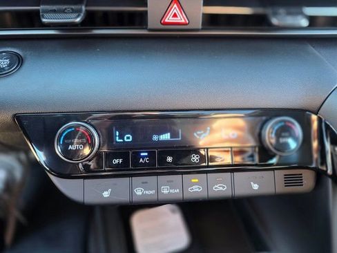 New 2026 Hyundai Elantra SEL Sport Premium FWD image 28