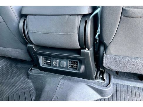 Used 2020 Chevrolet Silverado 1500 LT w/ All-Star Edition AWD/4WD image 13