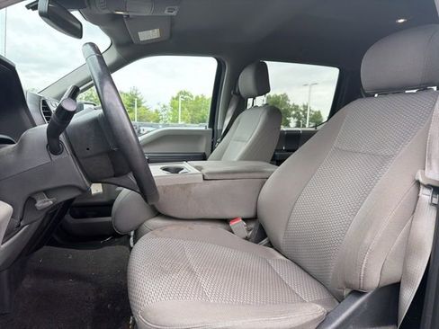 Used 2020 Ford F150 XLT w/ Equipment Group 302A Luxury AWD/4WD image 22