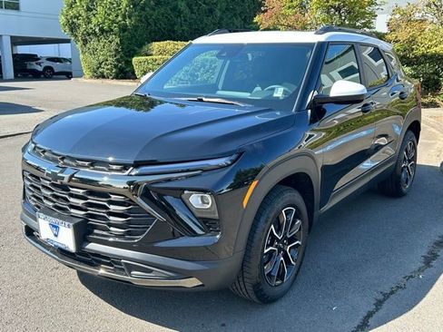 New 2026 Chevrolet TrailBlazer ACTIV w/ Convenience Package image 3