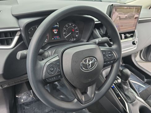 Used 2024 Toyota Corolla LE FWD image 15