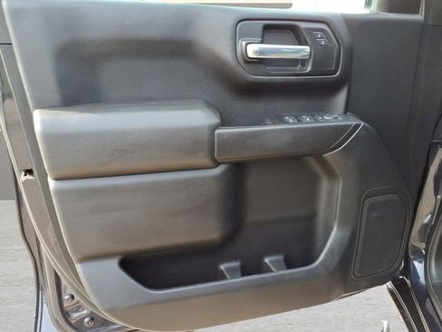 Used 2022 Chevrolet Silverado 1500 Custom AWD/4WD image 14