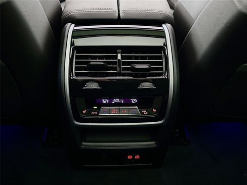 New 2026 BMW X5 xDrive50e w/ Executive Package image 26