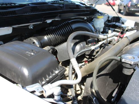 Used 2017 RAM 1500 Tradesman w/ Power & Remote Entry Group RWD image 18
