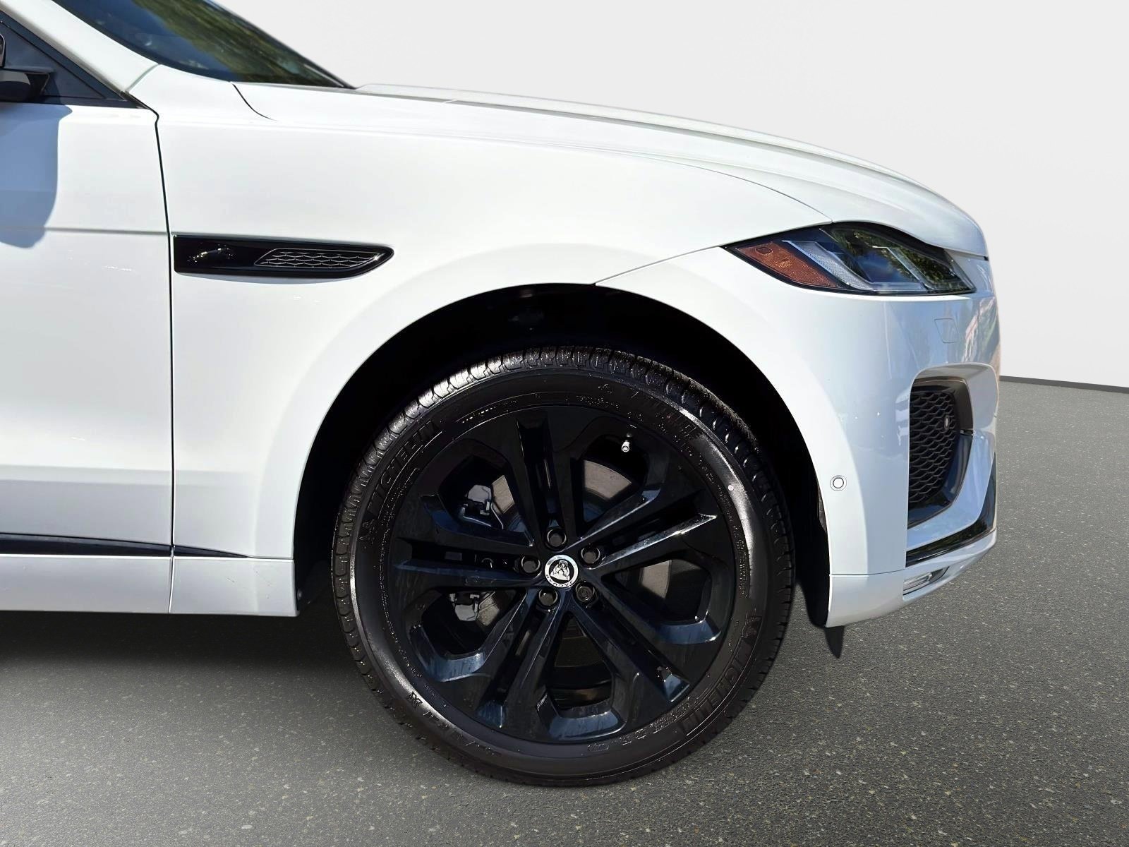 New 2026 Jaguar F-PACE R-Dynamic S AWD/4WD image 6