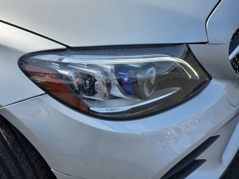 Used 2019 Mercedes-Benz C 300 Sedan image 40