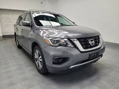 Used 2019 Nissan Pathfinder S image 13