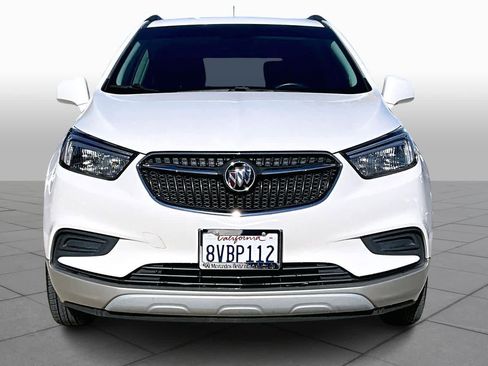 Used 2021 Buick Encore Preferred w/ Safety Package image 3