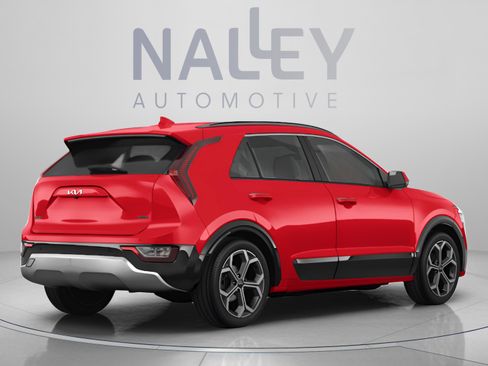 Used 2025 Kia Niro LX FWD image 3
