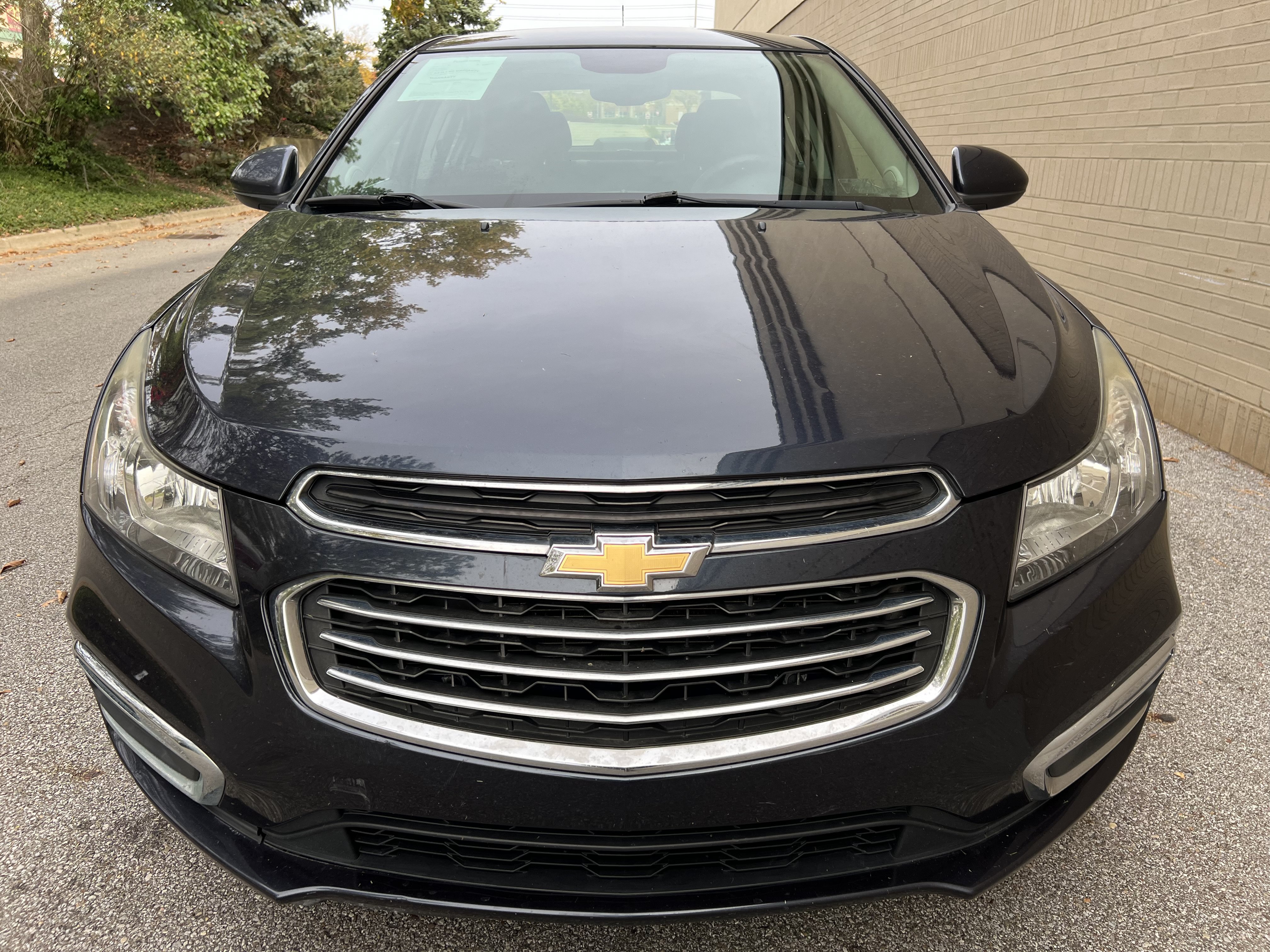 Used 2016 Chevrolet Cruze LT w/ Technology Package FWD image 12