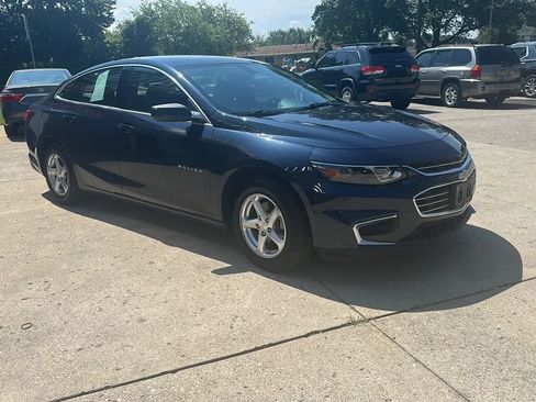 Used 2017 Chevrolet Malibu LS FWD image 7