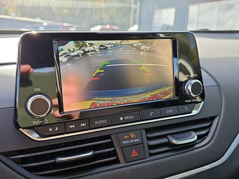 Certified 2024 Nissan Altima 2.5 S image 14