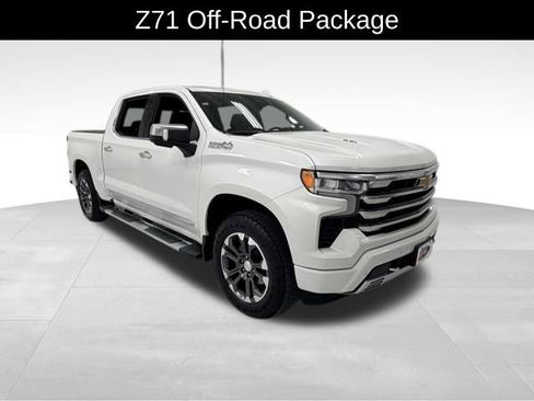 Certified 2024 Chevrolet Silverado 1500 High Country w/ Technology Package image 8