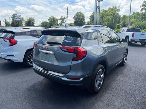 Used 2021 GMC Terrain SLT FWD image 3