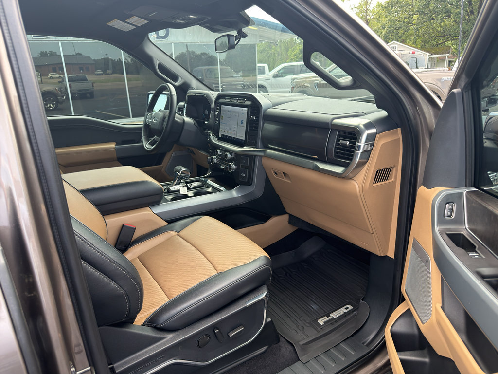Used 2023 Ford F150 Lariat w/ FX4 Off-Road Package AWD/4WD image 16