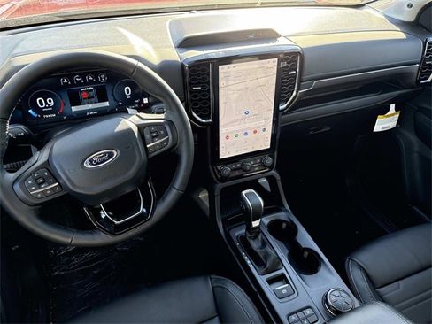 New 2025 Ford Ranger Lariat w/ Chrome Accent Package image 14