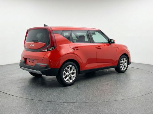 Used 2025 Kia Soul LX w/ LX Technology Package image 9