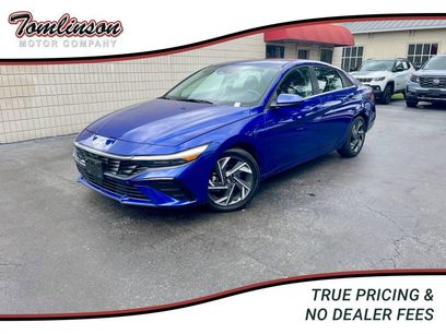 Used 2025 Hyundai Elantra SEL