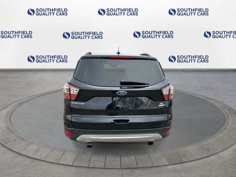 Used 2018 Ford Escape SE w/ SE Sync 3 Package image 5
