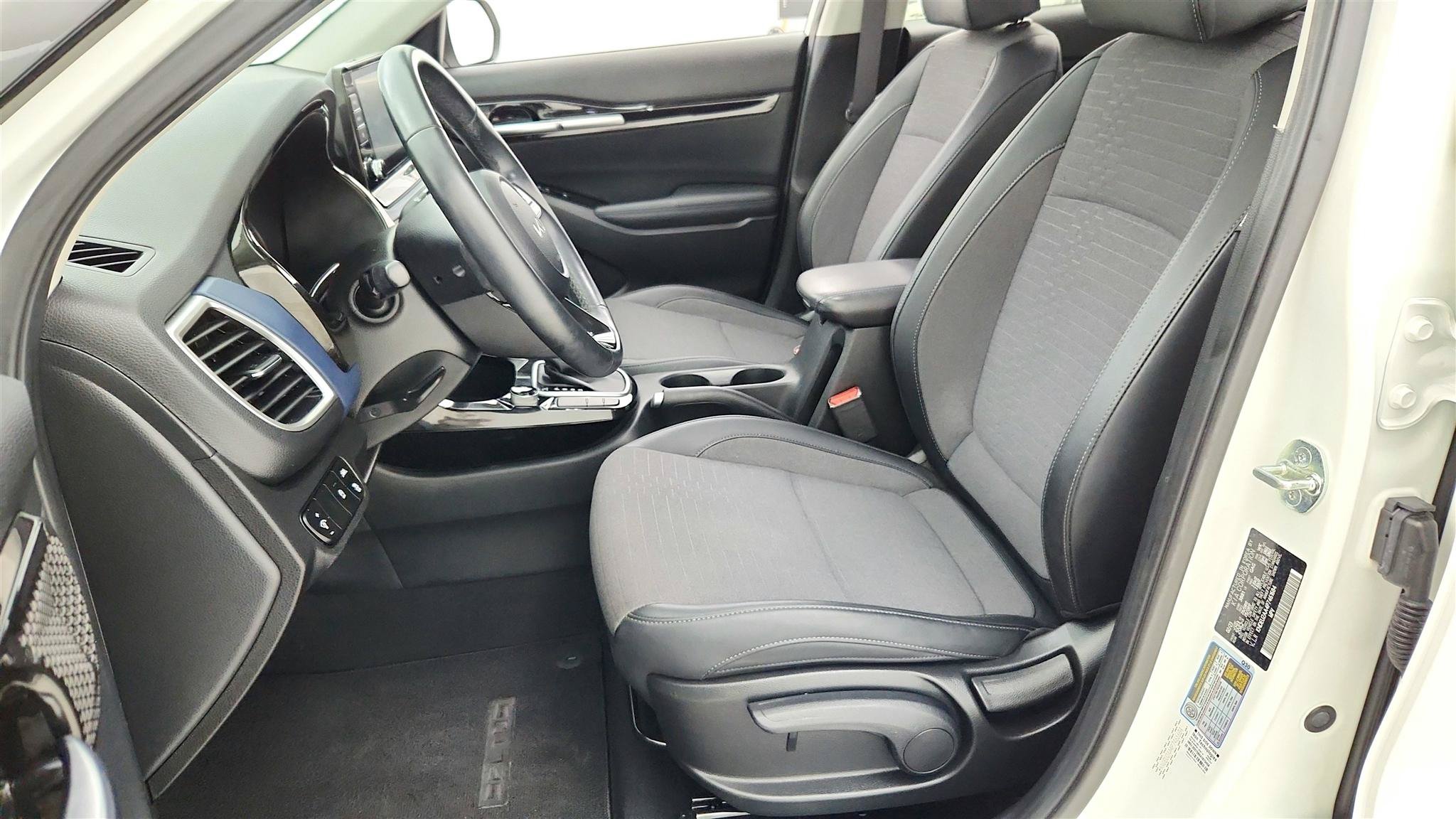 Used 2023 Kia Seltos S FWD image 10