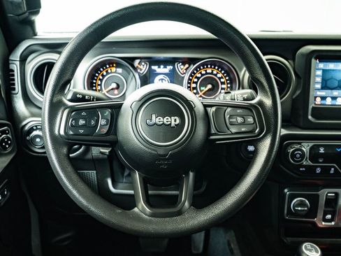 Used 2022 Jeep Wrangler Sport AWD/4WD image 37