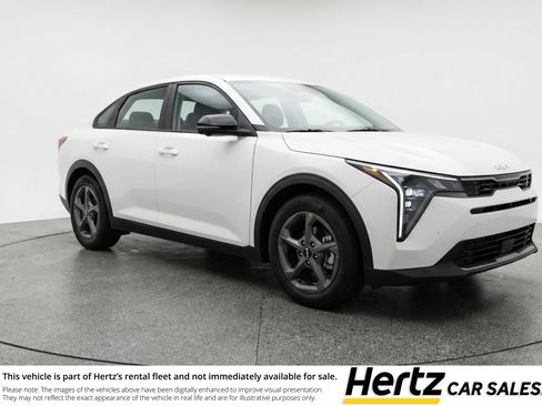 Used 2025 Kia K4 FWD image 1