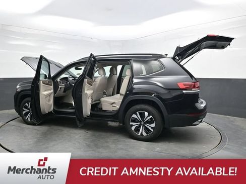 Used 2025 Volkswagen Atlas SE AWD/4WD image 41