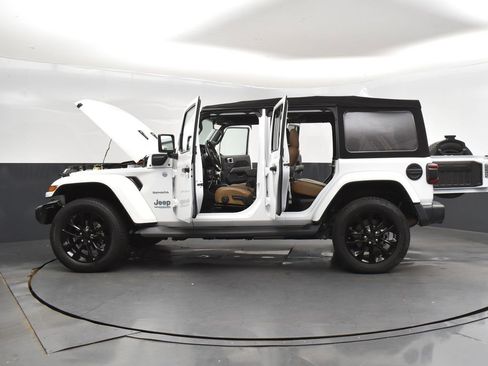 Used 2021 Jeep Wrangler Unlimited Sahara image 48