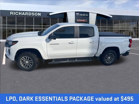 Used 2024 Chevrolet Colorado LT w/ LT Convenience Package II image 8