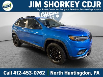 Used 2023 Jeep Cherokee Altitude Lux w/ Lux Elite Package