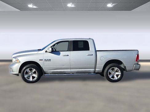 Used 2015 RAM 1500 Sport image 2