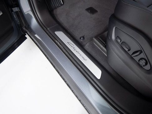 New 2026 Porsche Cayenne image 22