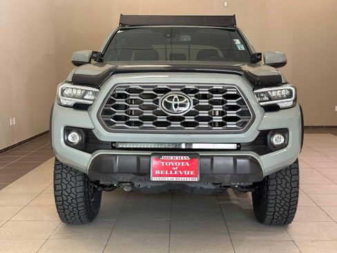 Certified 2023 Toyota Tacoma TRD Off-Road w/ Technology Package AWD/4WD image 6