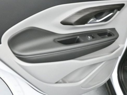 Used 2024 GMC Terrain SLE image 14