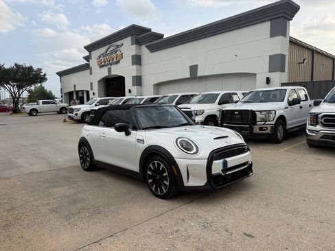 Used 2024 MINI Cooper S w/ Seaside Edition FWD image 2